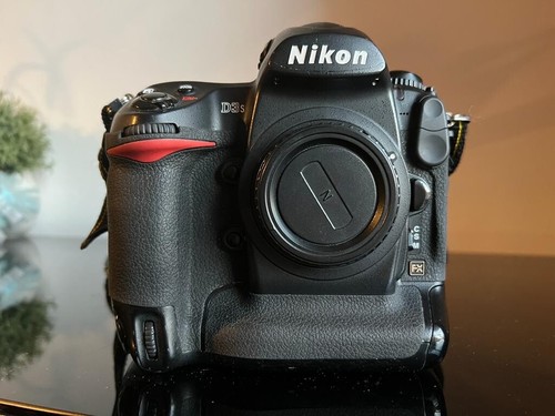 Nikon d3s corpo - nikon, mp
